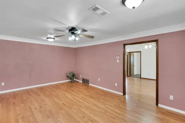 Maypearl, TX 76064,11642 Fm 157