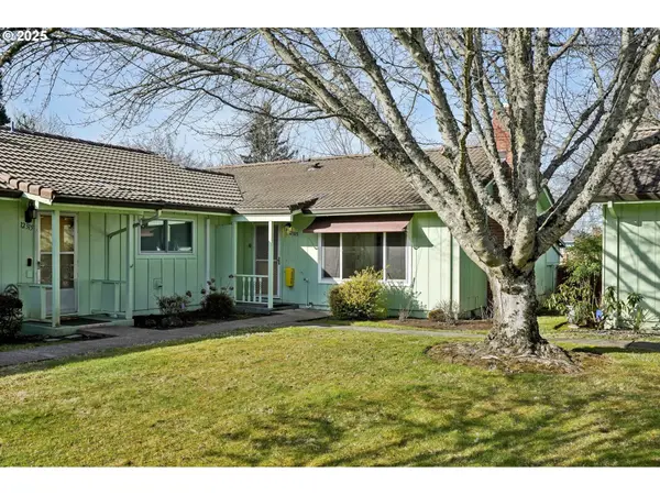 Portland, OR 97233,12325 SE MAIN ST