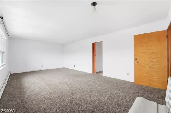 Lodi Boro, NJ 07644,203 Westervelt Pl