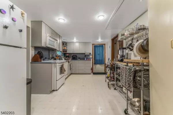 Union Twp., NJ 08827,20-22-24 POLKTOWN ROAD