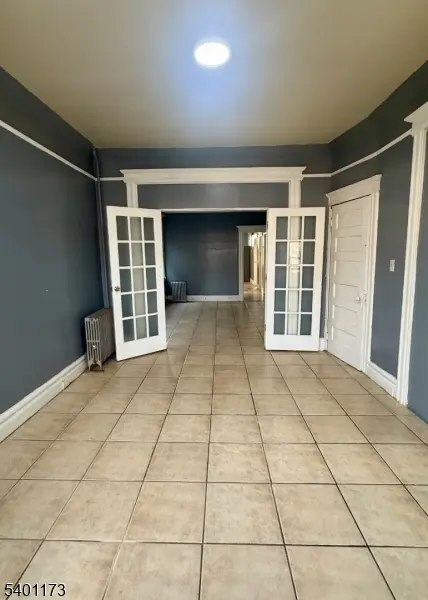 Newark City, NJ 07104,110 Lincoln Ave