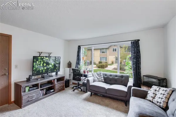 Woodland Park, CO 80863,380 Paradise CIR #C2