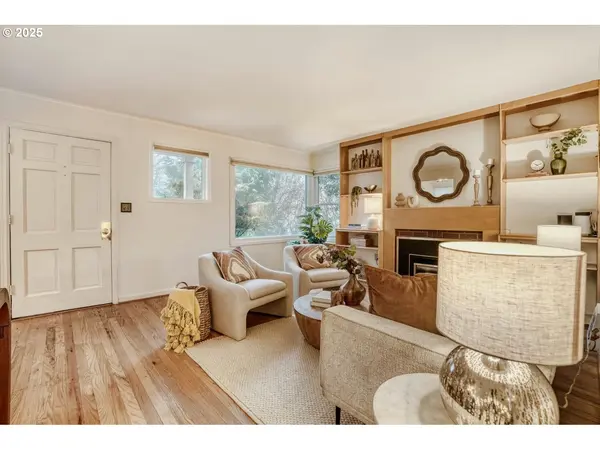 Vancouver, WA 98660,907 NW 44TH ST