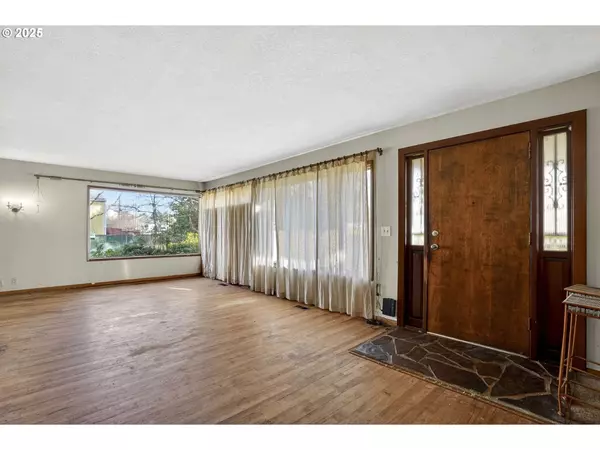 Portland, OR 97266,4715 SE 94TH AVE