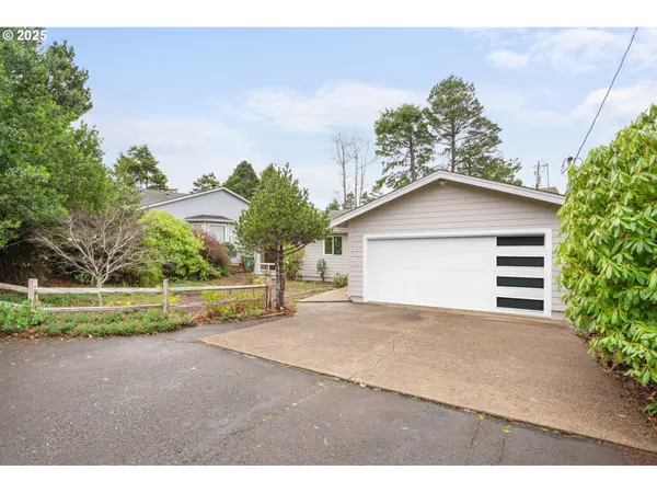 Lincoln City, OR 97367,5655 PALISADES DR