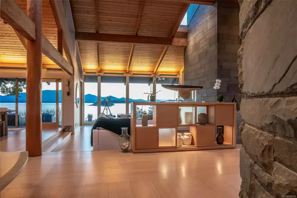 Salt Spring, BC V8K 1E6,1100 Sunset Dr