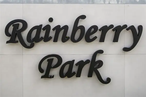 21620 Yellowstone Park Dr, Boca Raton, FL 33428