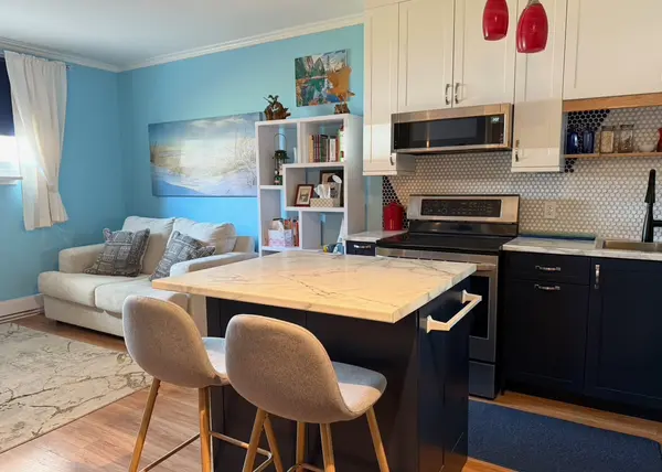 Saugeen Shores, ON N0H 2L0,229 Adelaide ST E #103