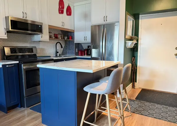 Saugeen Shores, ON N0H 2L0,229 Adelaide ST E #103