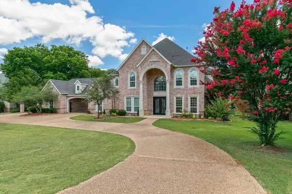 Fort Worth, TX 76120,8945 Waterchase Circle