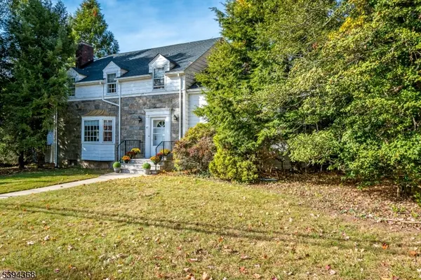 Metuchen Boro, NJ 08840,47 Clive St