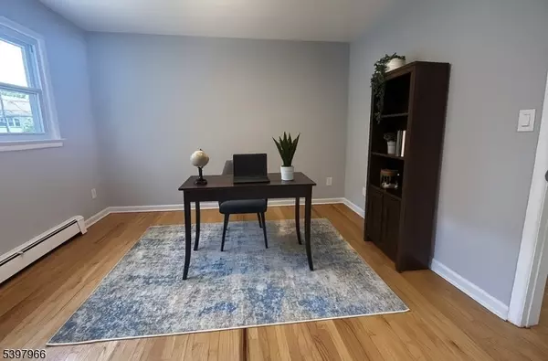 Montclair Twp., NJ 07042,34 Warman St #2