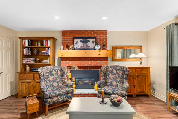 Uxbridge, ON L9P 1M2,24 Testa RD