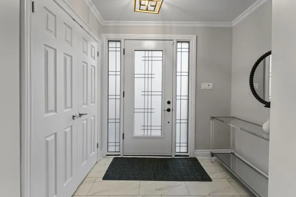 Mississauga, ON L5J 2P4,474 Bob-O-Link RD