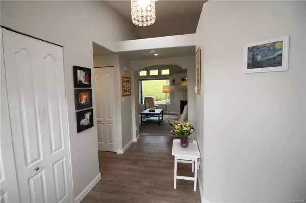 Chemainus, BC V0R 1K1,9933 Chemainus Rd #2