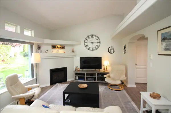 Chemainus, BC V0R 1K1,9933 Chemainus Rd #2