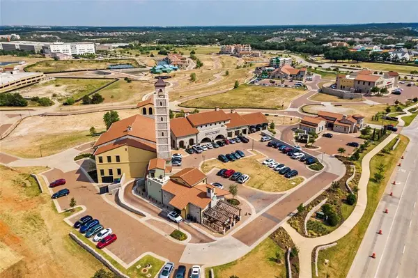 Westlake, TX 76262,20 Cardona Drive