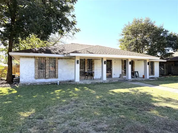 2512 Bluffton Drive,  Plano,  TX 75075