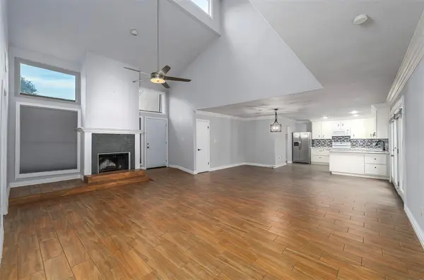 Fort Worth, TX 76112,5624 Oak View Drive