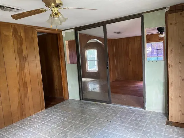 Bonham, TX 75418,815/811/817 W 12th Street #815