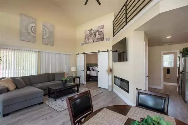 Log Cabin, TX 75148,6120 Payne Road