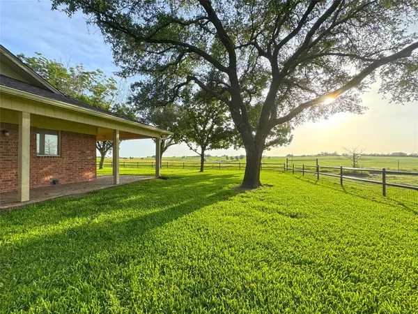 Robinson, TX 76706,347 Howe Hill Road