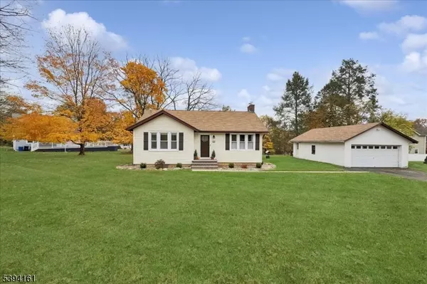 11 Unneberg Ave,  Roxbury Twp.,  NJ 07876