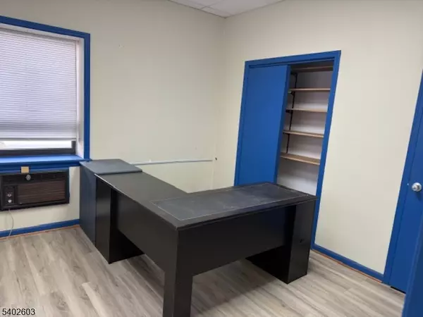 Flemington Boro, NJ 08822,47 Maple Ave