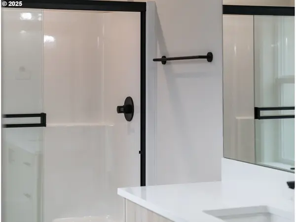 Portland, OR 97236,14366 SE KNIGHT ST