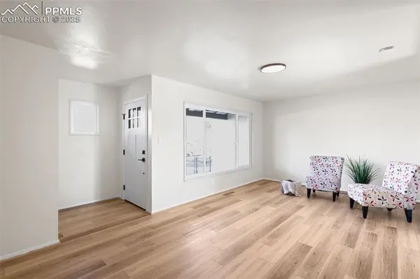 Colorado Springs, CO 80911,712 Hallam AVE