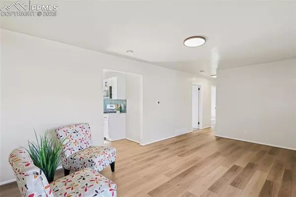 Colorado Springs, CO 80911,712 Hallam AVE