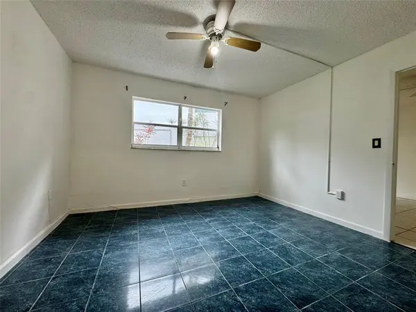 Margate, FL 33063,6507 Winfield Blvd #104-C