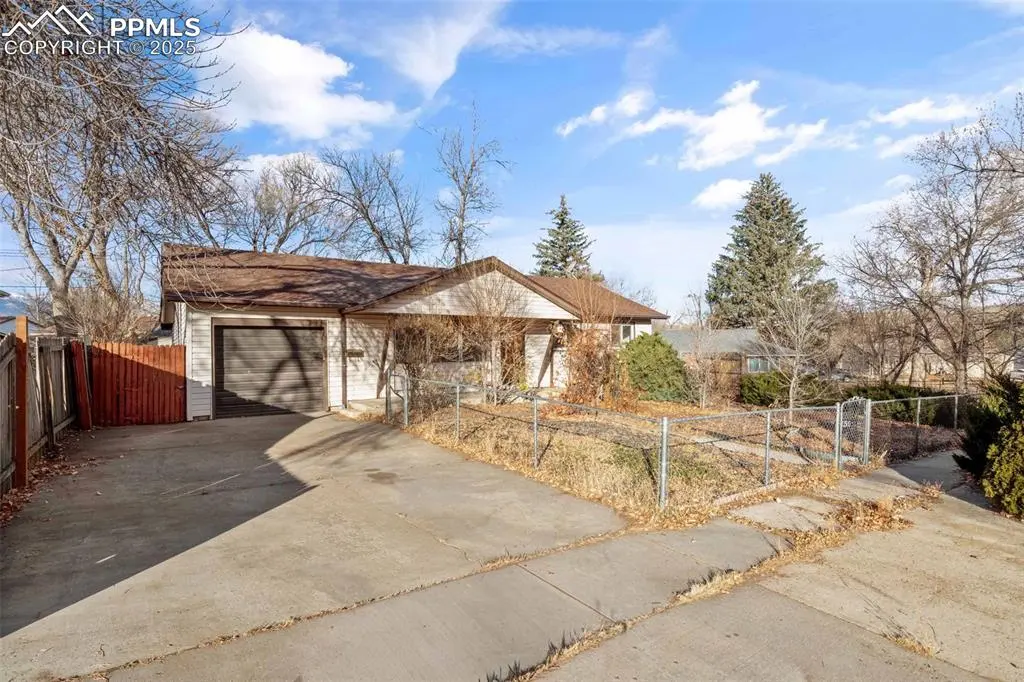 1522 Kingsley DR, Colorado Springs, CO 80909