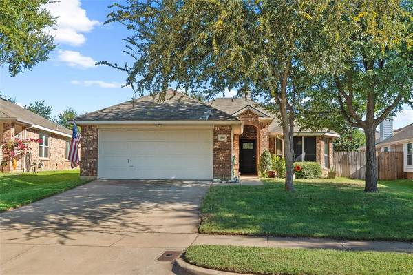 8440 Hawks Nest Drive,  Fort Worth,  TX 76131
