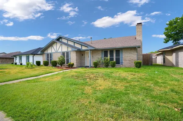 Rowlett, TX 75089,7209 Ridgeview Drive