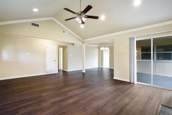 Rowlett, TX 75089,7209 Ridgeview Drive