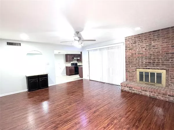 Coppell, TX 75019,220 Park Meadow Way