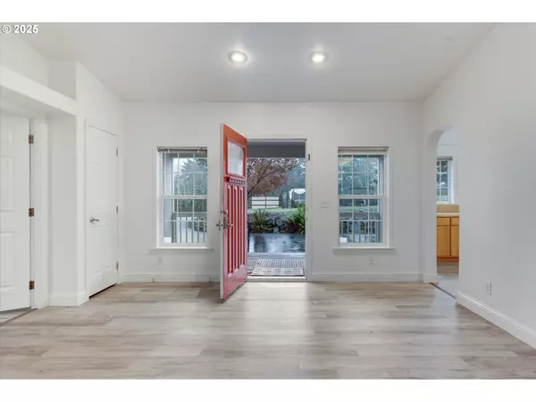 Kelso, WA 98626,149 TRAPPER LN