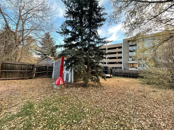 Colorado Springs, CO 80903,715 E Kiowa ST