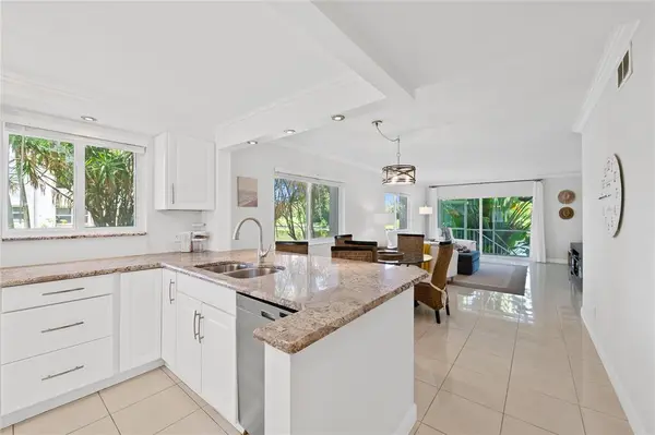 Lauderhill, FL 33319,3581 Inverrary Dr #104