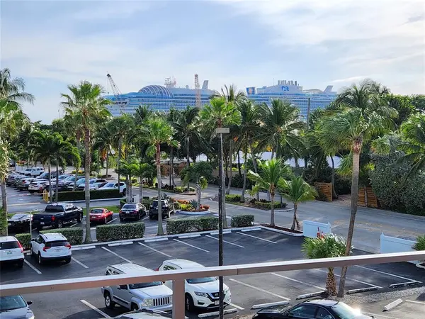 Fort Lauderdale, FL 33316,1900 S Ocean Dr #312