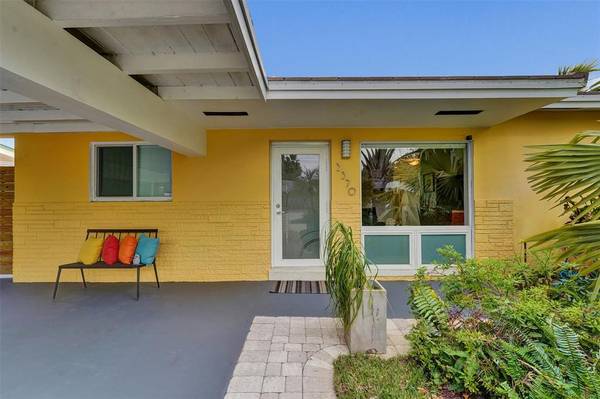 3370 NE 17th Ave,  Oakland Park,  FL 33334