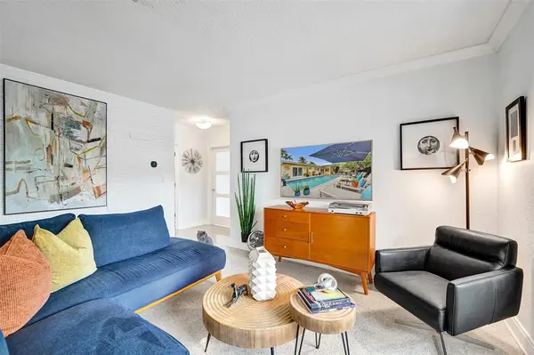 Oakland Park, FL 33334,3370 NE 17th Ave