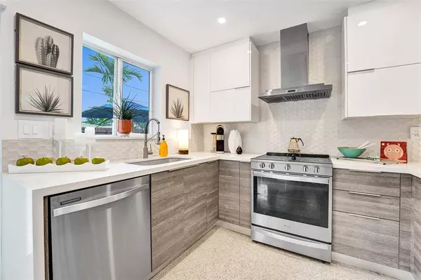 Oakland Park, FL 33334,3370 NE 17th Ave