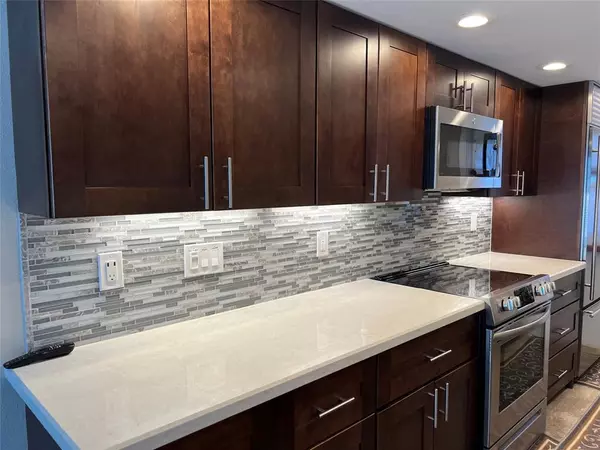 Fort Lauderdale, FL 33316,1015 SE 15th St #6D