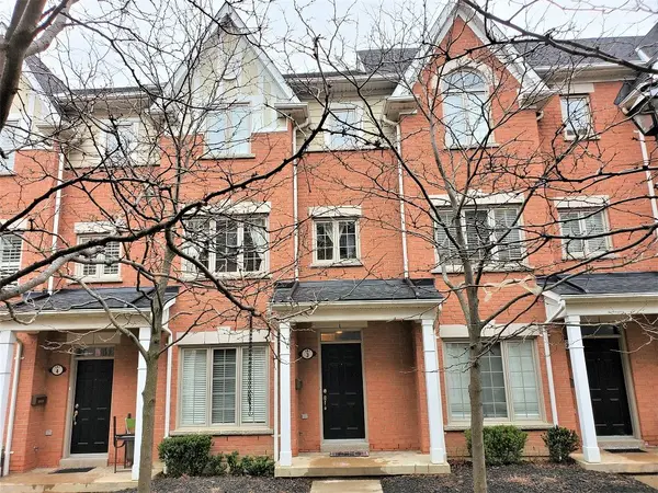 161 Twelfth ST #3, Toronto W06, ON M8V 4E2