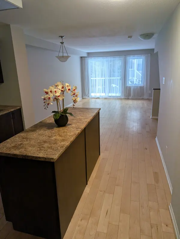 Blossom Park - Airport And Area, ON K1V 0Z4,149 Windswept Private