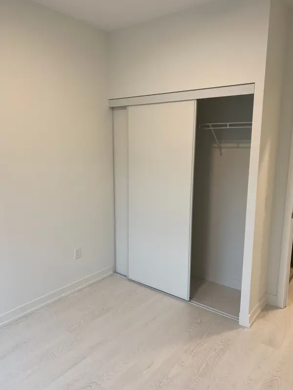 Hamilton, ON L8P 0C9,415 Main ST #714