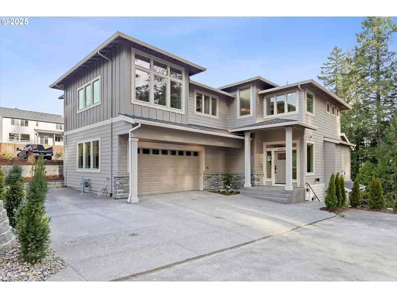 14994 SE Andre WAY, Clackamas, OR 97015