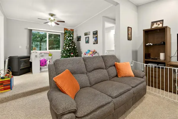 Port Alberni, BC V9Y 8G5,6225 Lugrin Rd #28